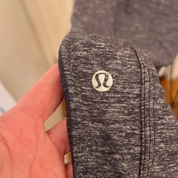 Lululemon Hang Loose Pant-Sz 4 - Picture 6 of 8